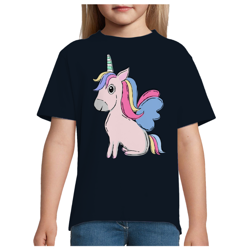 T-shirt Licorne Assise – Fille – 100 % Coton Semi-Peigné – Motif Licorne Multicolore